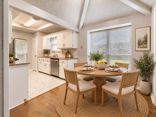 504 Wisterglen Drive, Desoto, TX 75115