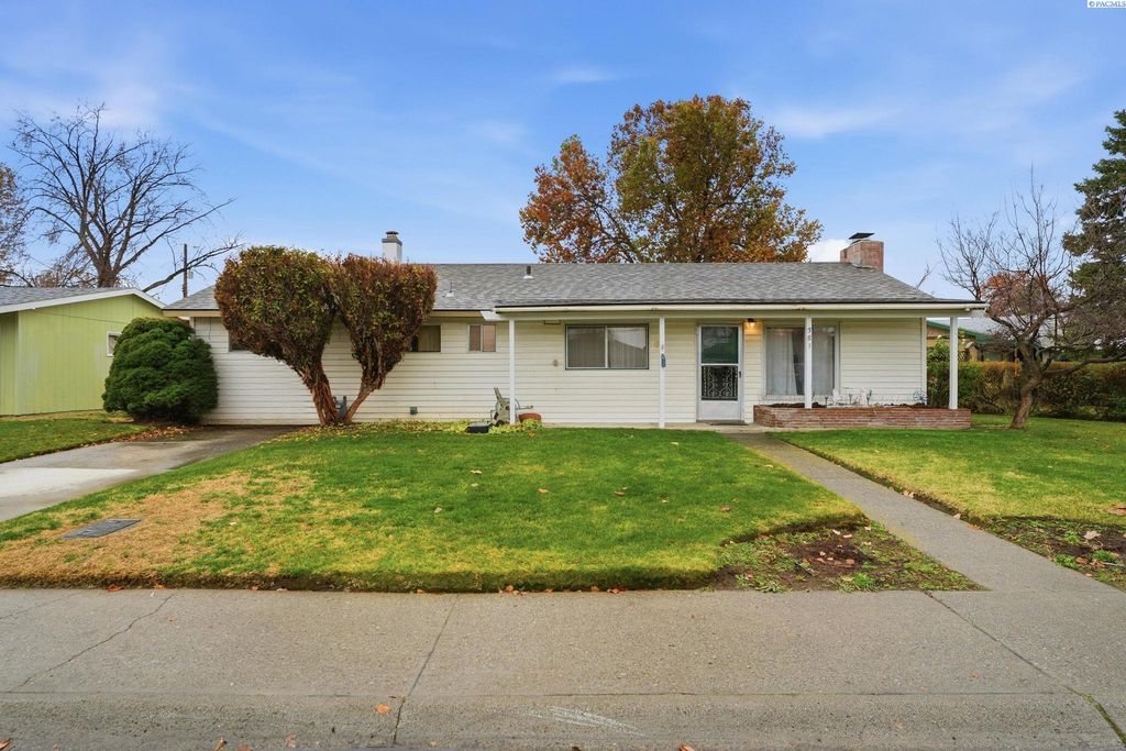 381 Wright Ave, Richland, WA 99352