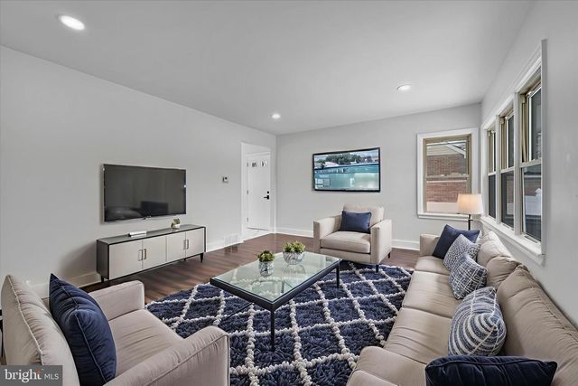 526 HARDING AVE, Reading, PA 19607