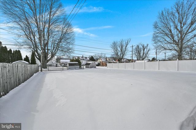 526 HARDING AVE, Reading, PA 19607