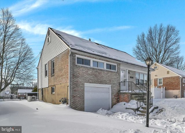 526 HARDING AVE, Reading, PA 19607