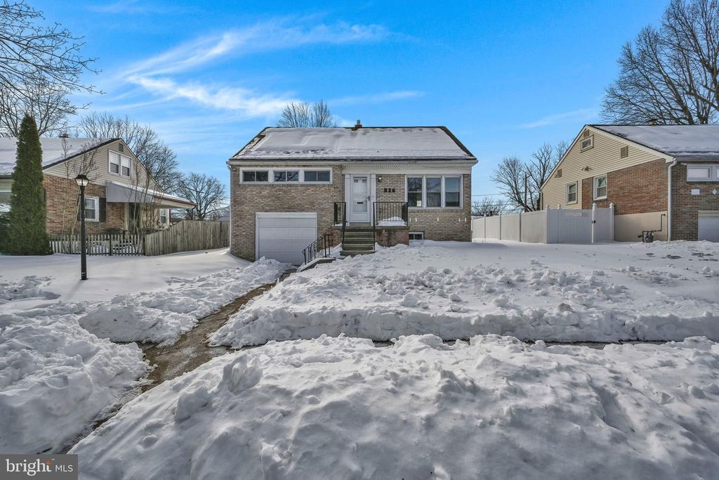 526 HARDING AVE, Reading, PA 19607