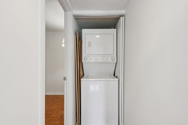 920 Vose Drive 106, Gurnee, IL 60031