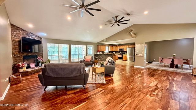 5776 MIDDLETON Court, Jacksonville, FL 32234