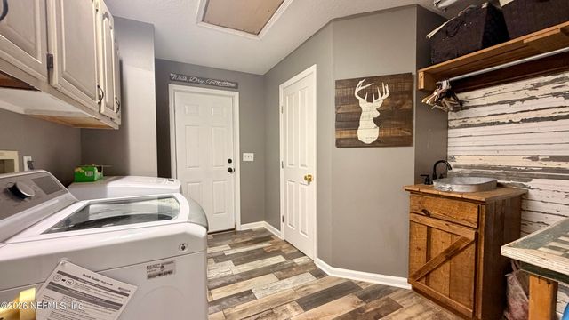 5776 MIDDLETON Court, Jacksonville, FL 32234