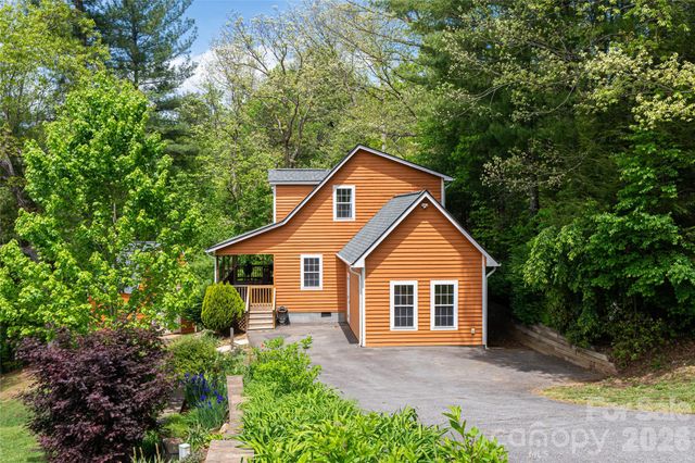 22 Otter Lane, Candler, NC 28715