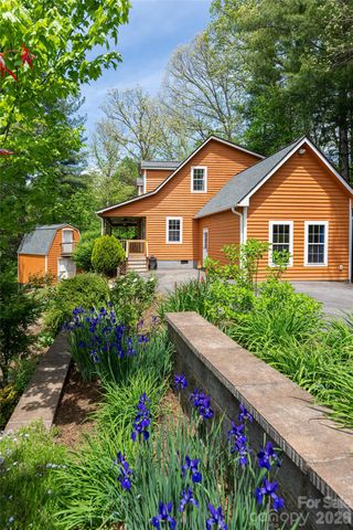 22 Otter Lane, Candler, NC 28715