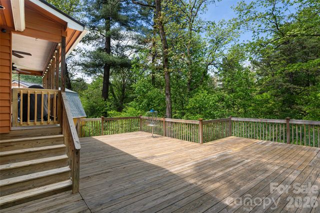 22 Otter Lane, Candler, NC 28715