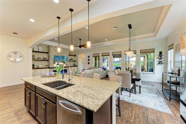 4703 TOBERMORY WAY, Bradenton, FL 34211
