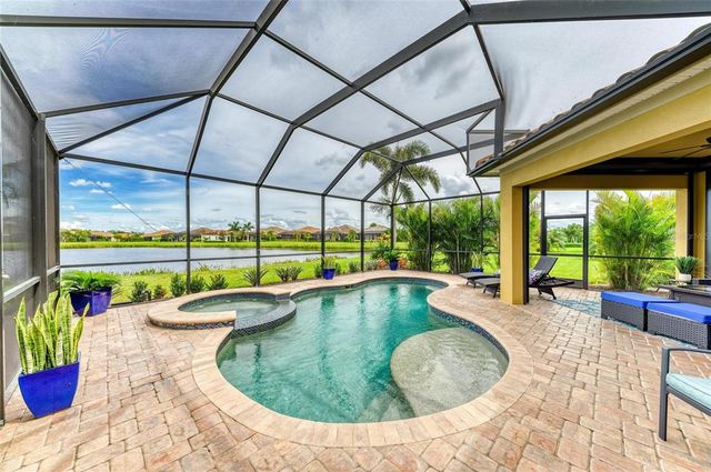 4703 TOBERMORY WAY, Bradenton, FL 34211