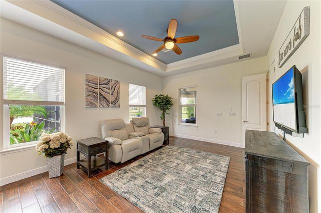 4703 TOBERMORY WAY, Bradenton, FL 34211