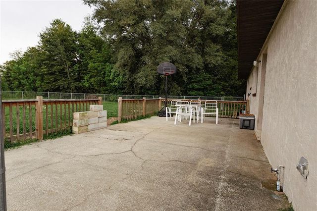 20415 SW BEACH BOULEVARD, Dunnellon, FL 34431