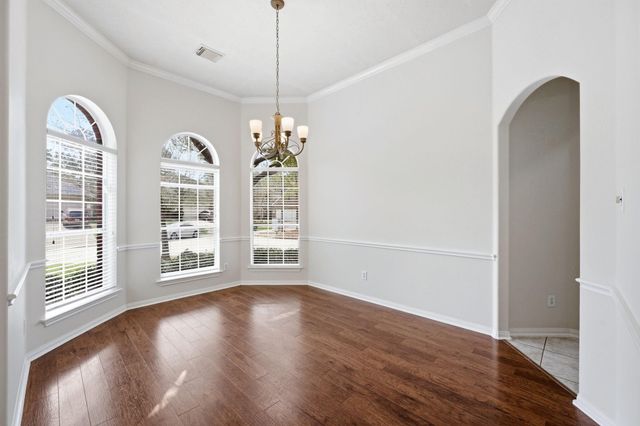 26 Griffin Hill Court, The Woodlands, TX 77382