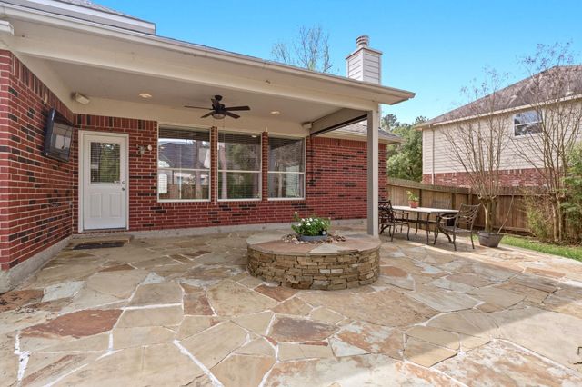 26 Griffin Hill Court, The Woodlands, TX 77382