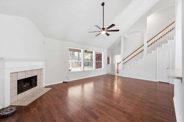 26 Griffin Hill Court, The Woodlands, TX 77382