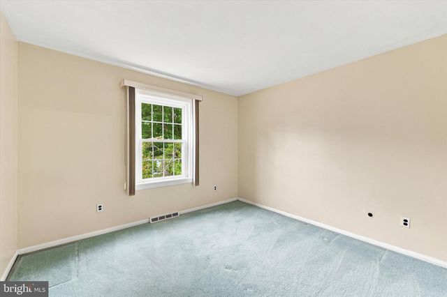 1351 CLOVER LN, Feasterville Trevose, PA 19053