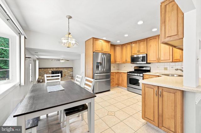 1351 CLOVER LN, Feasterville Trevose, PA 19053
