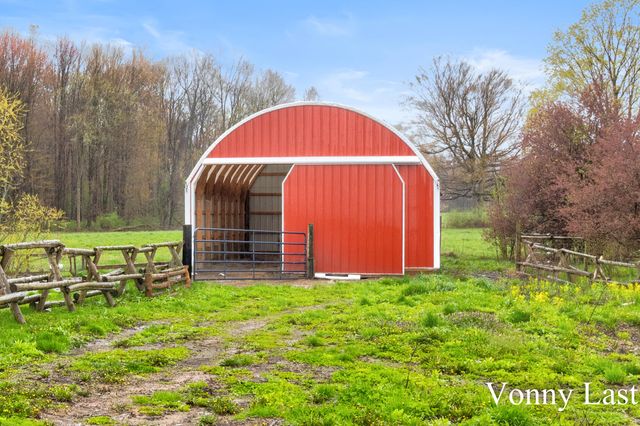 950 W 40th Street, Sherman Twp - Newaygo, MI 49412