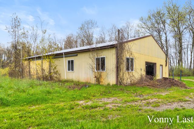 950 W 40th Street, Sherman Twp - Newaygo, MI 49412