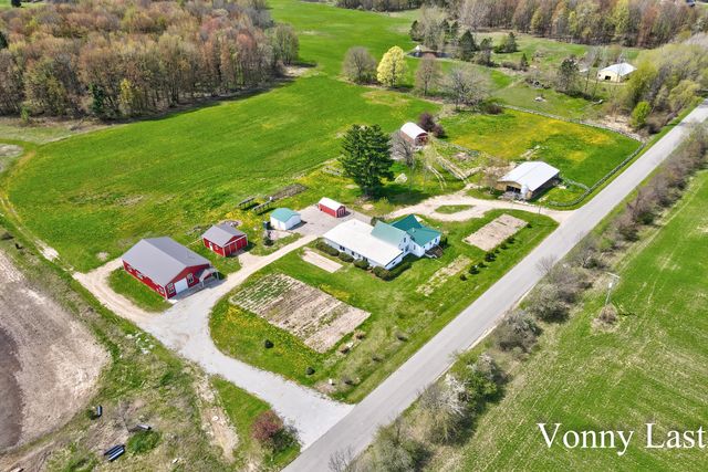 950 W 40th Street, Sherman Twp - Newaygo, MI 49412