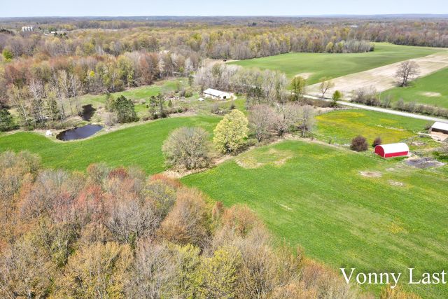 950 W 40th Street, Sherman Twp - Newaygo, MI 49412