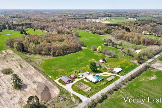 950 W 40th Street, Sherman Twp - Newaygo, MI 49412