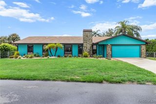 121 SE 2nd Avenue, Crystal River, FL 34429