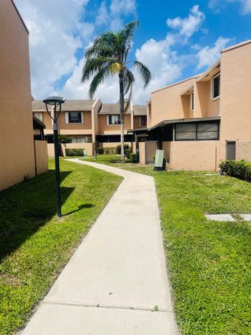 139 Sparrow Drive 2c, Royal Palm Beach, FL 33411