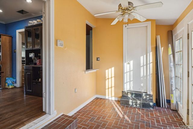 126 College Blvd., San Antonio, TX 78209