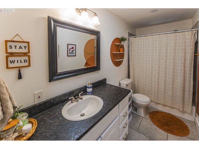 19588 S MATTOON Rd, Estacada, OR 97023