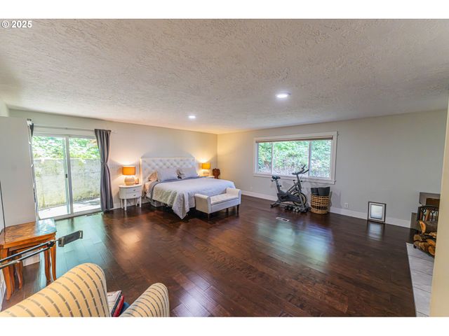19588 S MATTOON Rd, Estacada, OR 97023