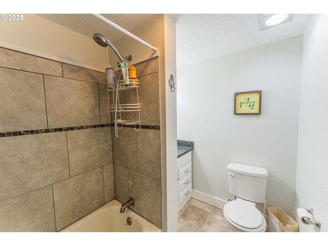 19588 S MATTOON Rd, Estacada, OR 97023