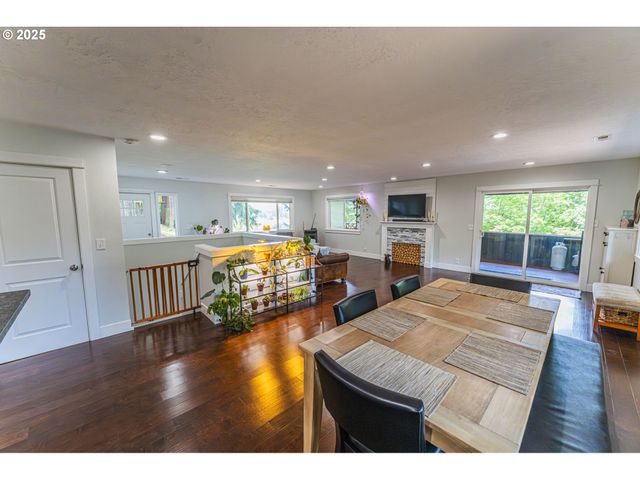 19588 S MATTOON Rd, Estacada, OR 97023