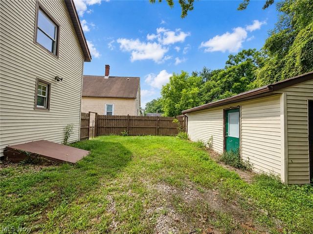 238 Nieman Street, Akron, OH 44305