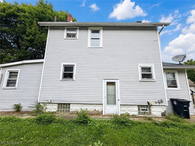 238 Nieman Street, Akron, OH 44305