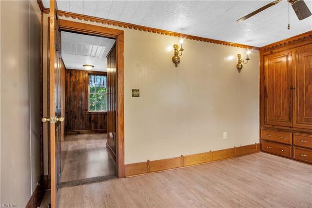 10803 Smiths Neck RD, Carrollton, VA 23314
