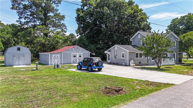 10803 Smiths Neck RD, Carrollton, VA 23314