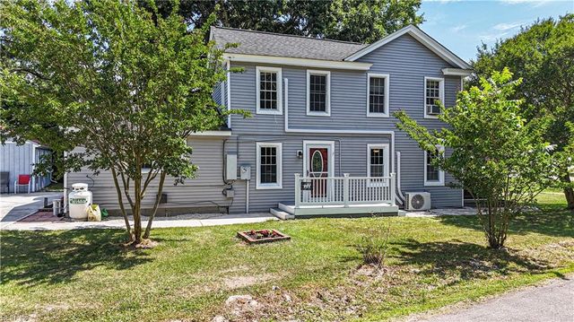 10803 Smiths Neck RD, Carrollton, VA 23314