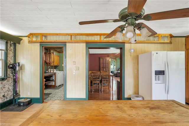 10803 Smiths Neck RD, Carrollton, VA 23314