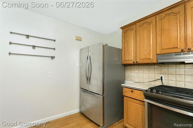 880 Notre Dame Street, Grosse Pointe, MI 48230