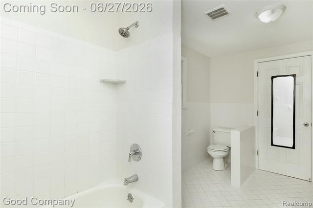 880 Notre Dame Street, Grosse Pointe, MI 48230