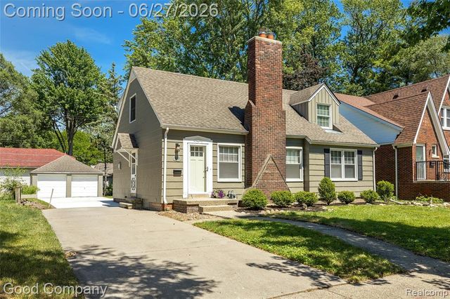 880 Notre Dame Street, Grosse Pointe, MI 48230