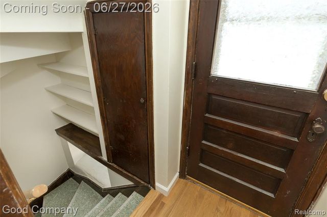 880 Notre Dame Street, Grosse Pointe, MI 48230