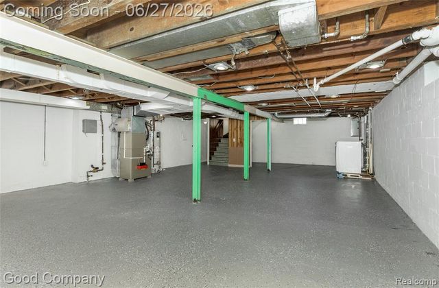880 Notre Dame Street, Grosse Pointe, MI 48230