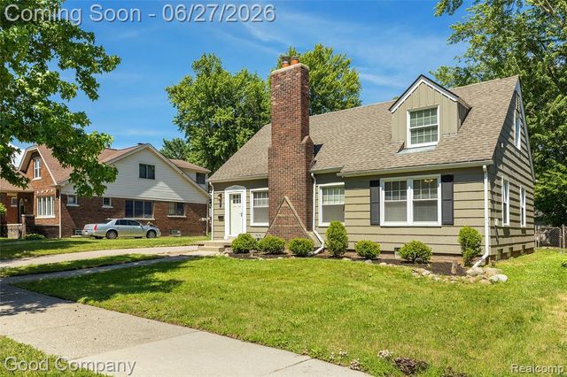 880 Notre Dame Street, Grosse Pointe, MI 48230