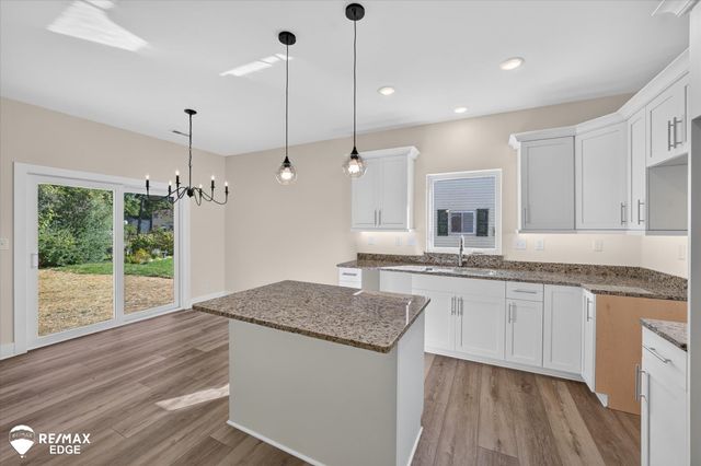 213 Mcfarland Street, Grand Blanc, MI 48439
