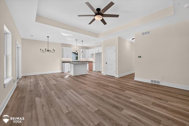 213 Mcfarland Street, Grand Blanc, MI 48439