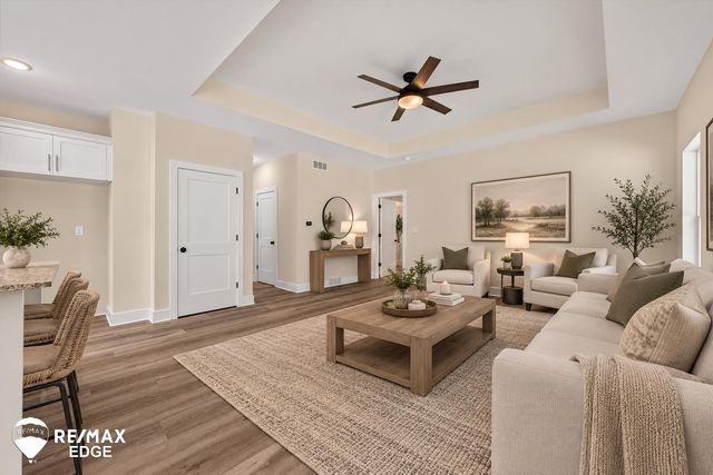 213 Mcfarland Street, Grand Blanc, MI 48439