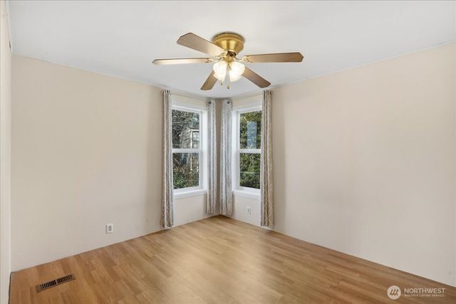 729 Edgewood Avenue NE, Ocean Shores, WA 98569