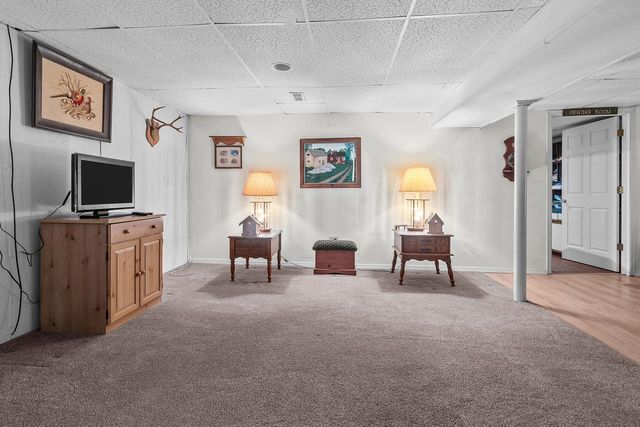 68 Oakwood STREET, Williams Bay, WI 53191